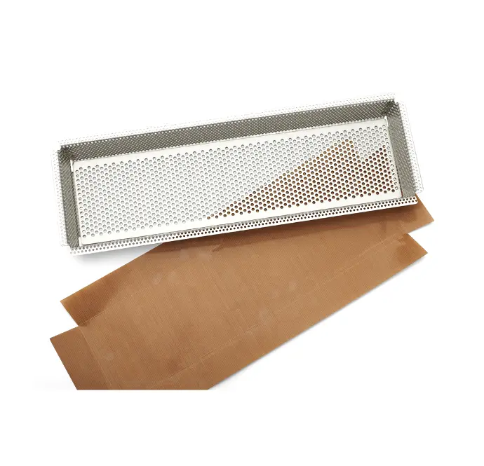 Geperforeerde bakvorm rvs met bakpapier - 35 x 10.5 x 3.5 cm - De Buyer